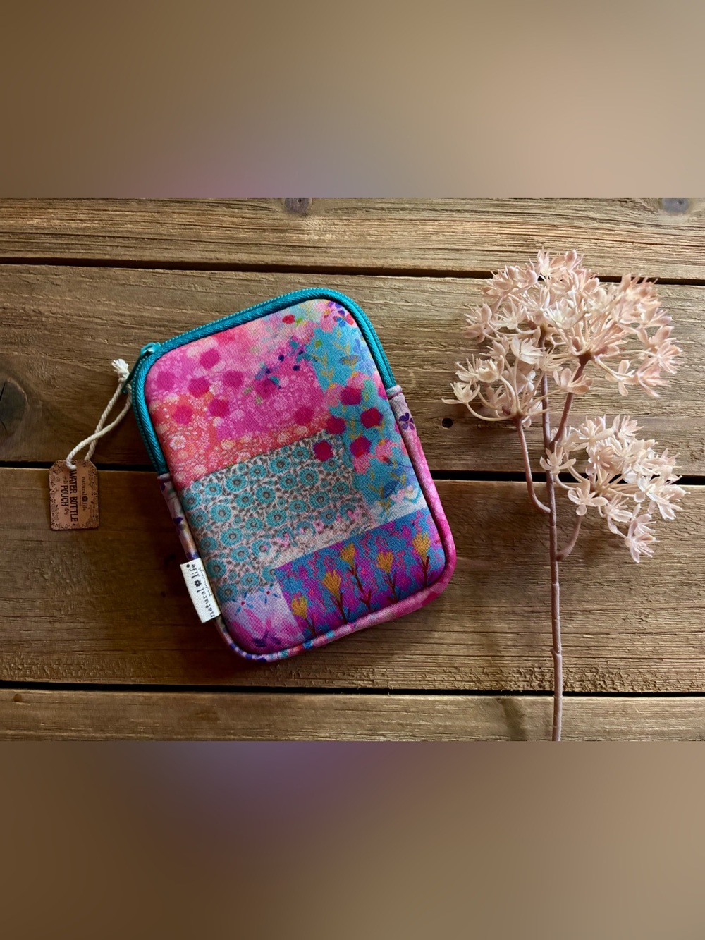 Natural Life Water Bottle Pouch NWT